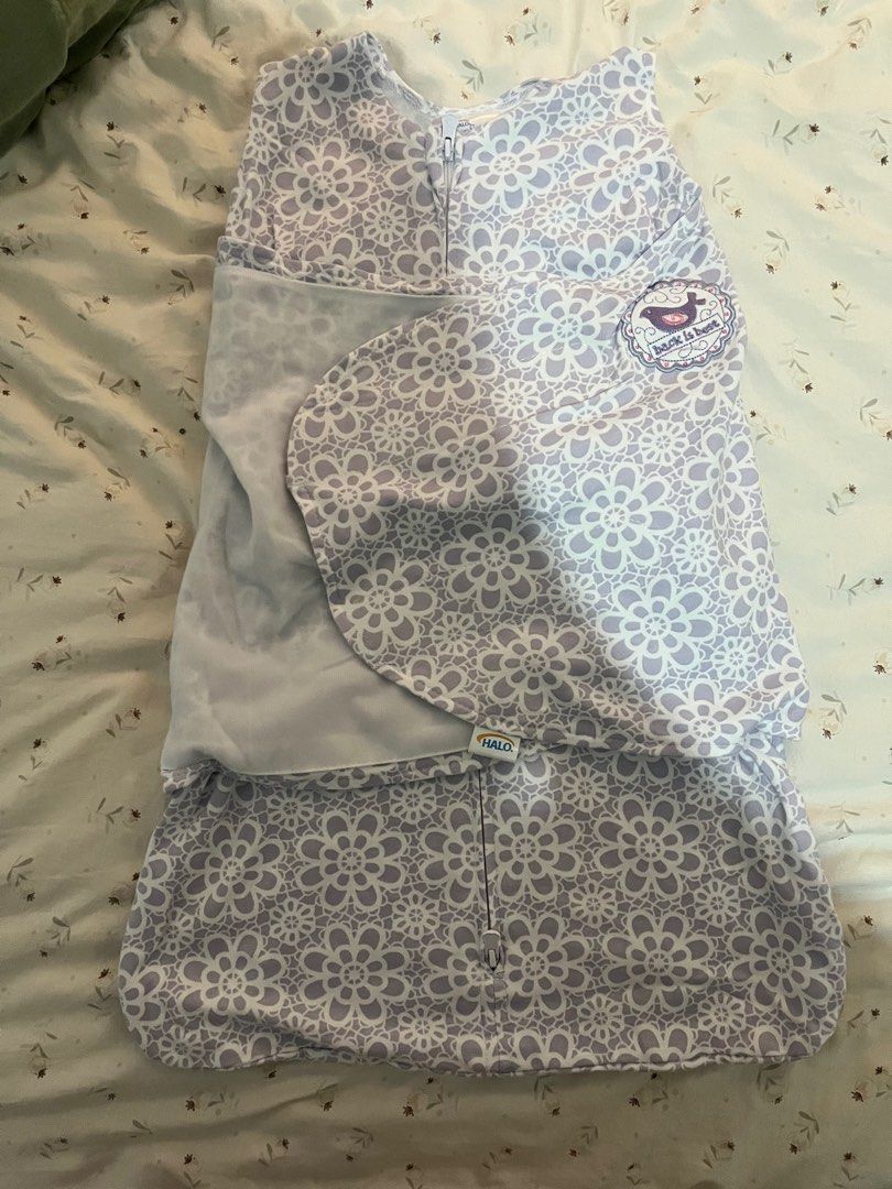 Halo Swaddle, Babies & Kids, Babies & Kids Fashion on Carousell