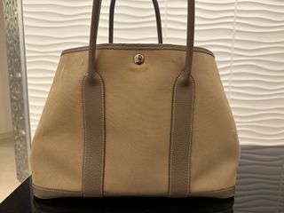 （分類：）位於 。 由 cartierjas 提交（商品編號 1210577243，圖片 1）。簡介： 。