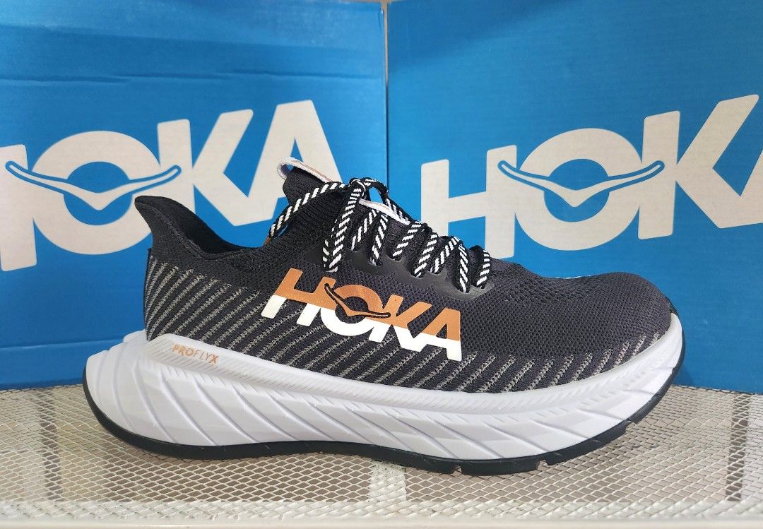 Hoka Carbon X 3 Running Shoes, Women's Fashion, Activewear on Carousell