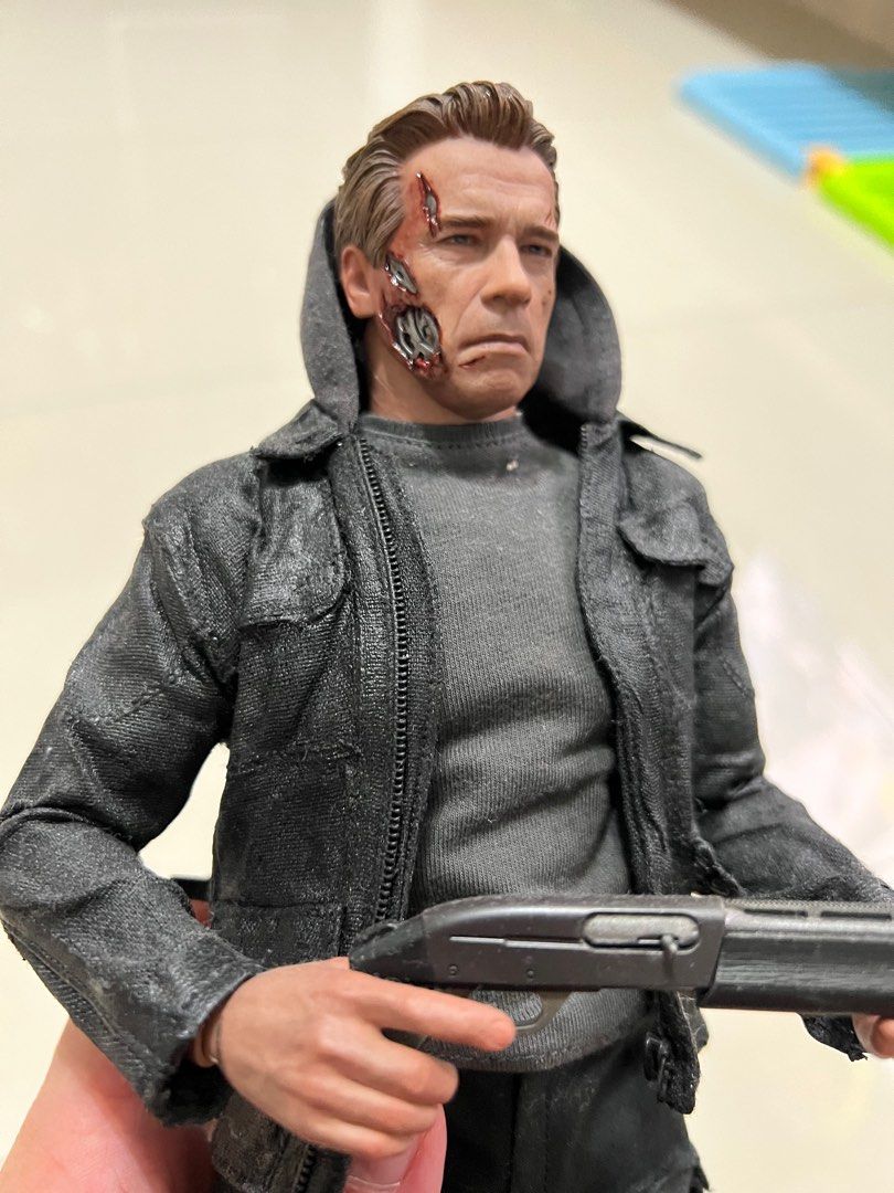 Hot Toys Terminator Genisys T-800 Guardian 1:6 Scale Figure – The Toys Time  Forgot