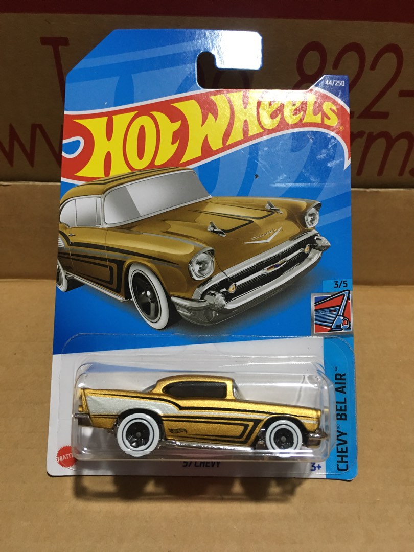 Hot Wheels 57 Chevy Chromé 1992 | Voiture Miniature 1/64, édition Collection