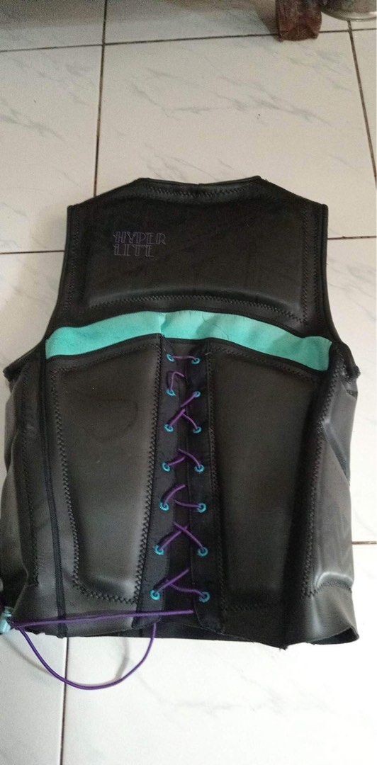 Hyperlite impact vest life vest wakeboard vest wakesurf vest life jacket, Sports Equipment