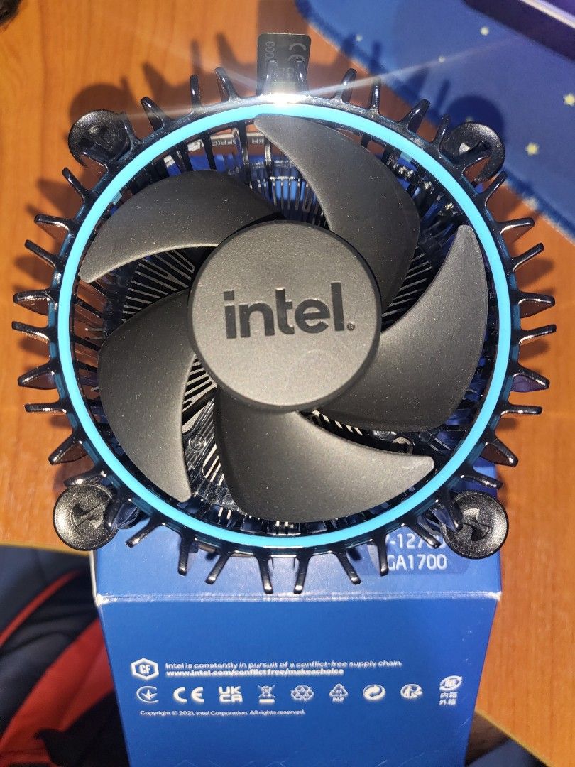 Intel Stock cooler LGA1700 12 GEN, Computers & Tech, Parts