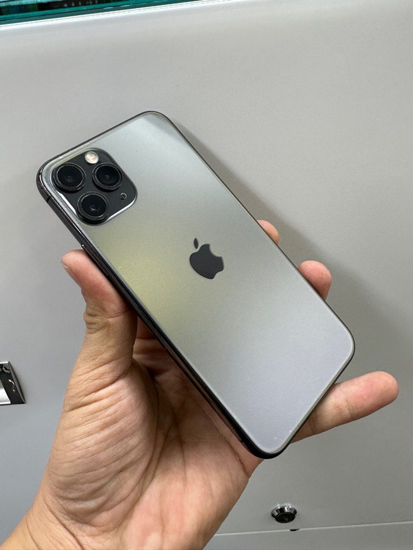 iPhone11iPhone11 64GB スペースグレイ バッテリー97 ...