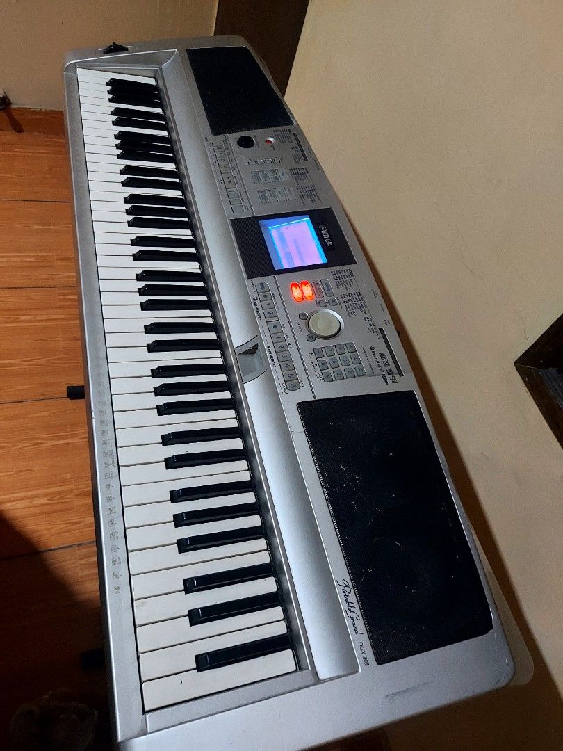 Keyboard Yamaha DGX 305 Musik Media Alat di Carousell