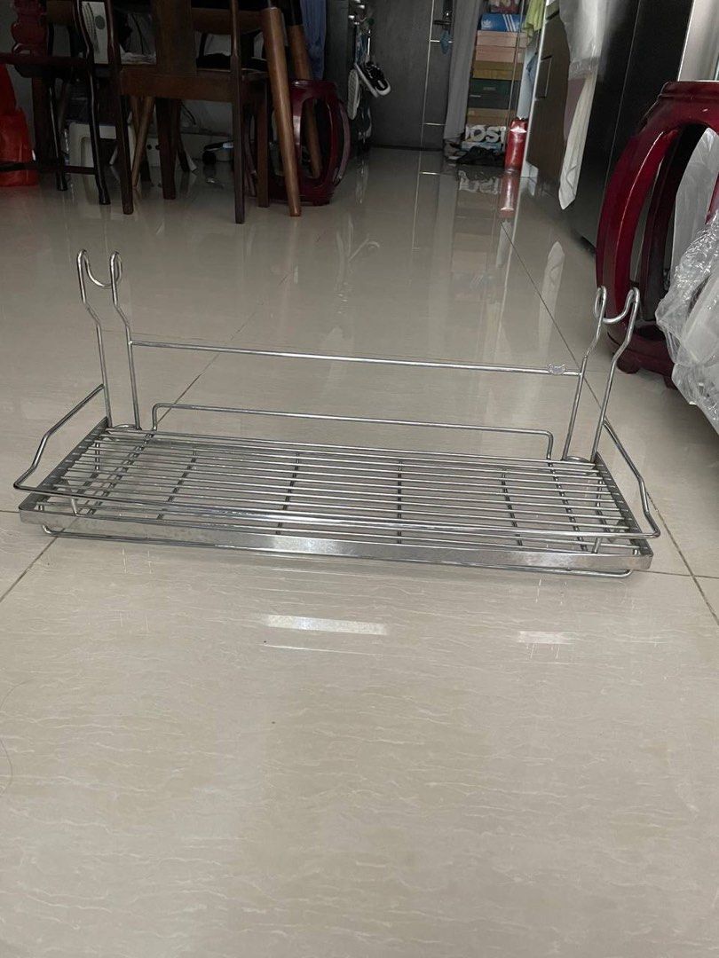 Kitchen drying rack (Category: Other Kitchenware & Tableware) located in Singapore. Submitted by wafflesandme (Listing ID 1210487249, Image 1). Description: .