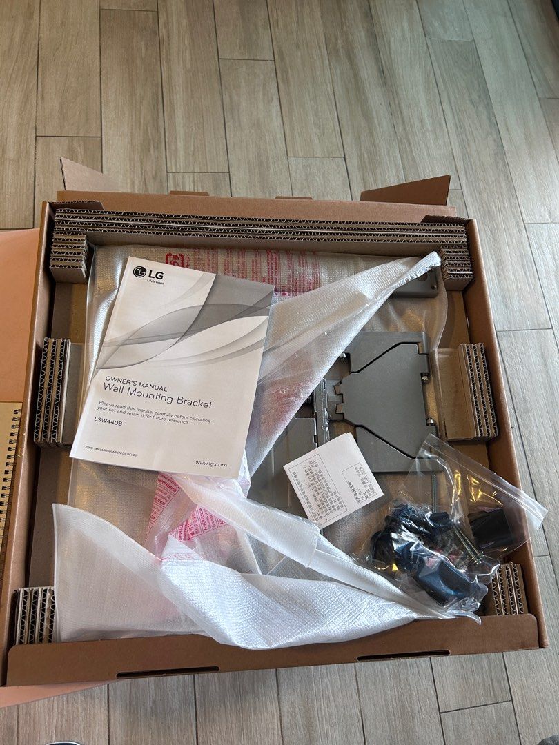 LG TV Wall Mount for 5575 inch, TV & Home Appliances, TV