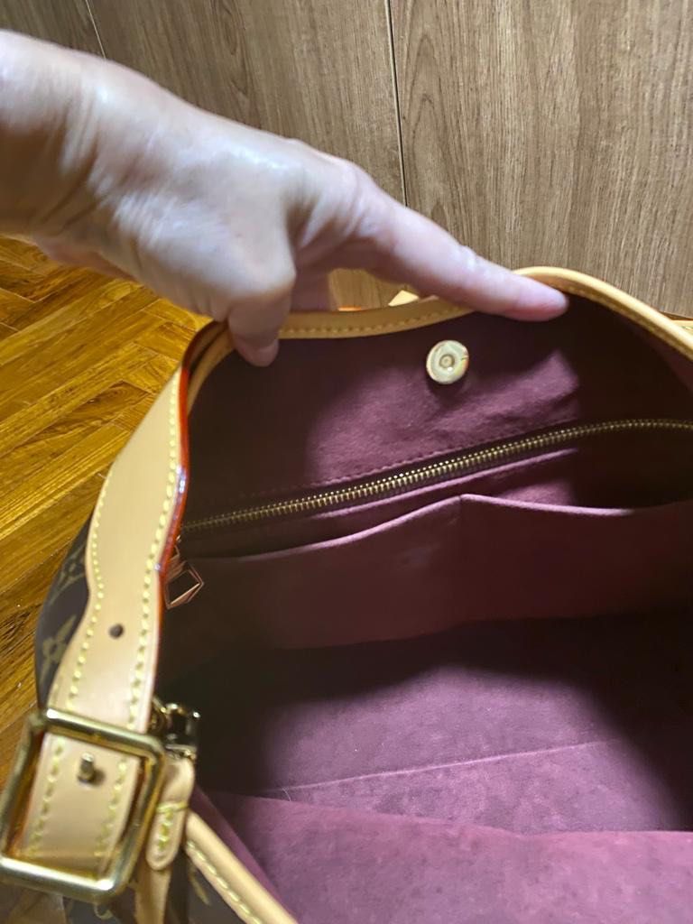 Louis Vuitton CarryAll MM Handbag - LH168 - REPLICA DESIGNER