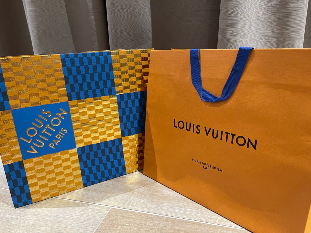 Louis Vuitton Paper Bag Medium, Women's Fashion, Bags & Wallets, Tote ...