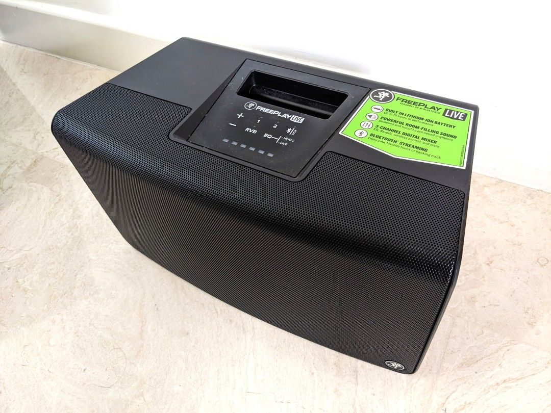 Mackie FreePlay LIVE - Powerful Portable PA with Bluetooth