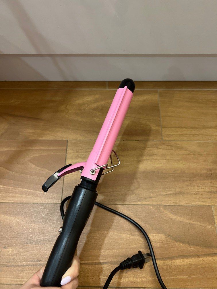 Mermaid curls curling wand, Beauty & Personal Care, Hair on Carousell