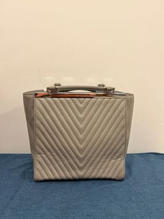 （分類：）位於 。 由 skiyog 提交（商品編號 1210532884，圖片 1）。簡介： 。