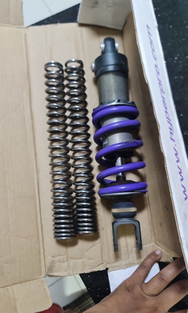 MT09 suspension set, Motorcycles, Motorcycle Accessories on Carousell