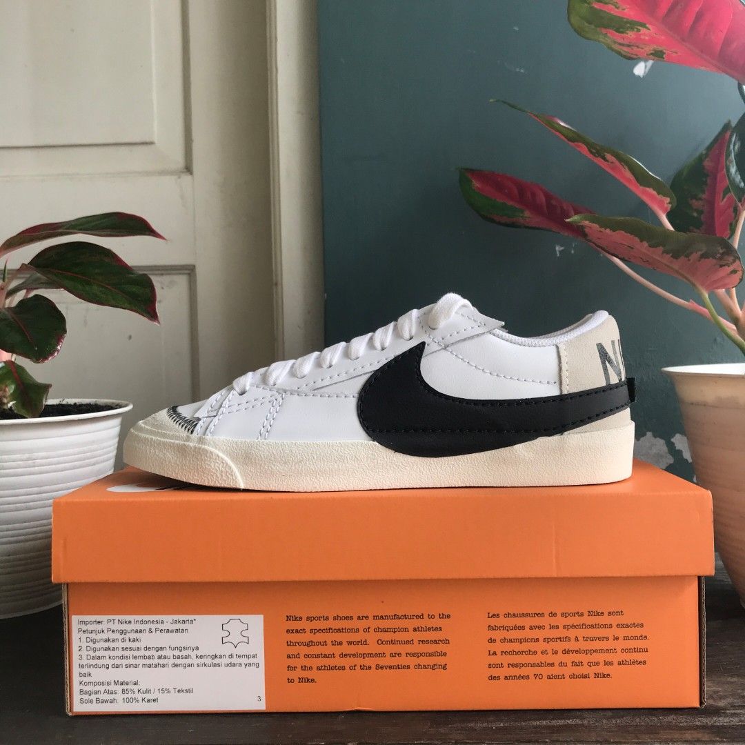 nike blazer big swoosh