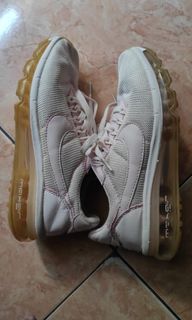 Nike running soft pink size 38