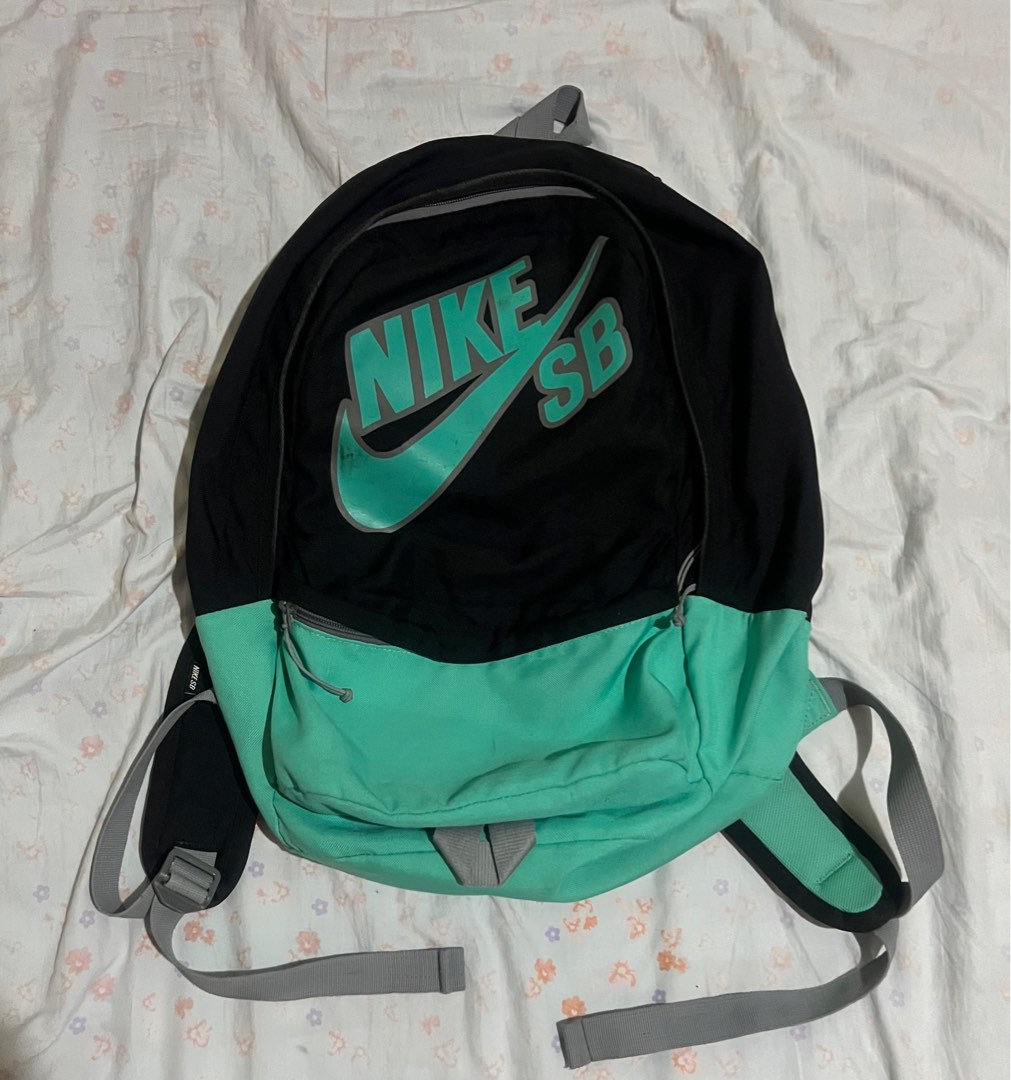 Nike SB Backpack, Men's Fashion, Bags, Backpacks on Carousell