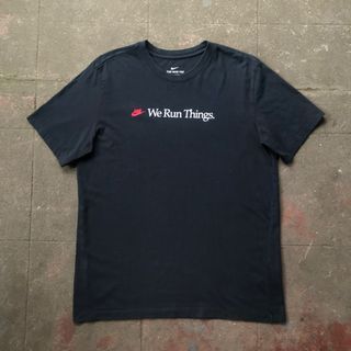 NIKE TEE (we run things) embroiderd logo