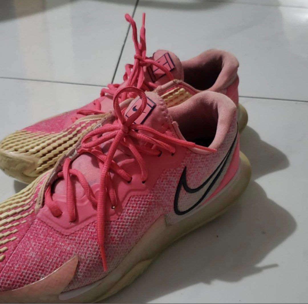 nike men's rafa x tiger cage 4 tennis shoes