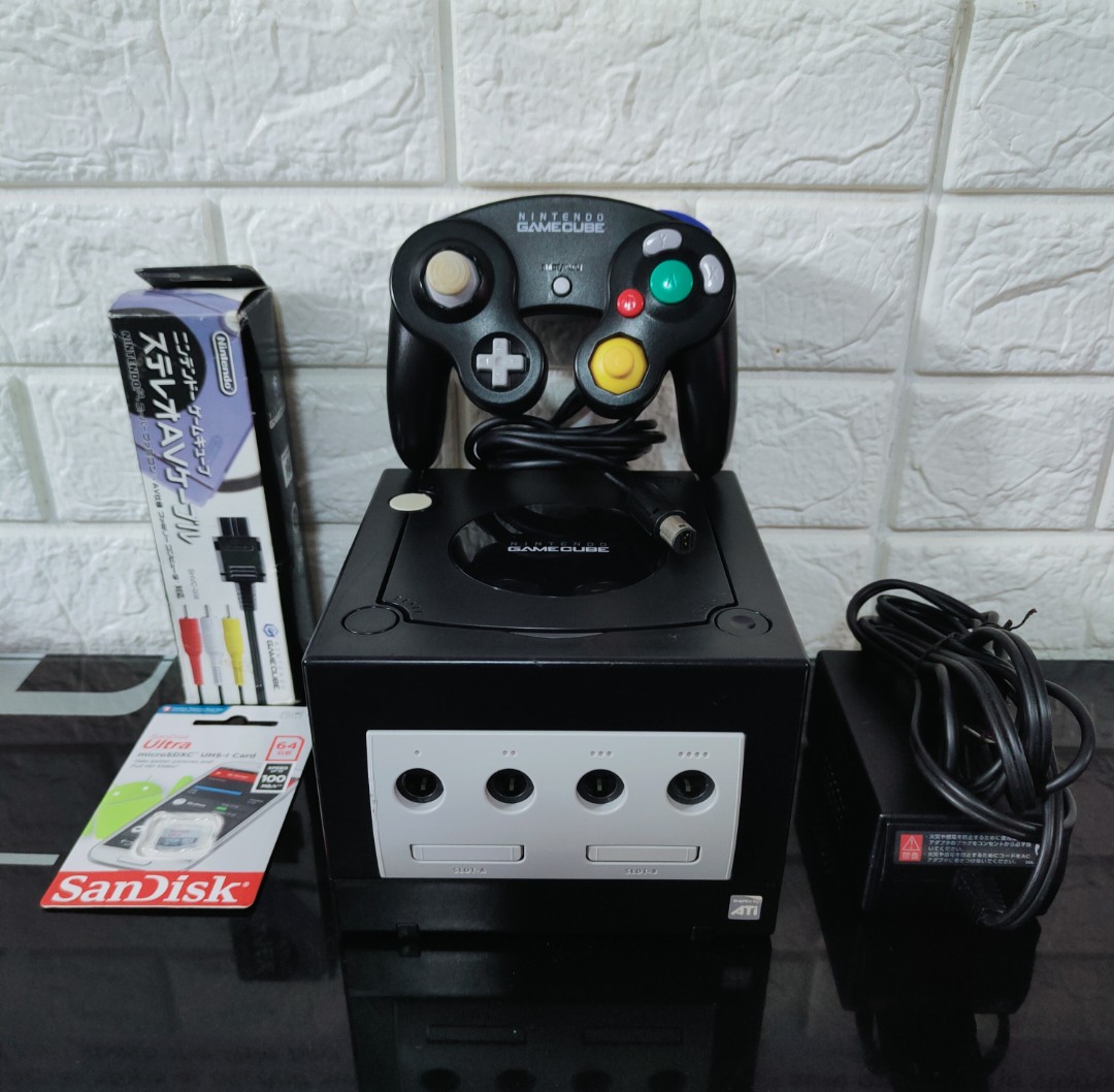 Nintendo Gamecube Black Picoboot Authentic 64GB Sandisk Full of