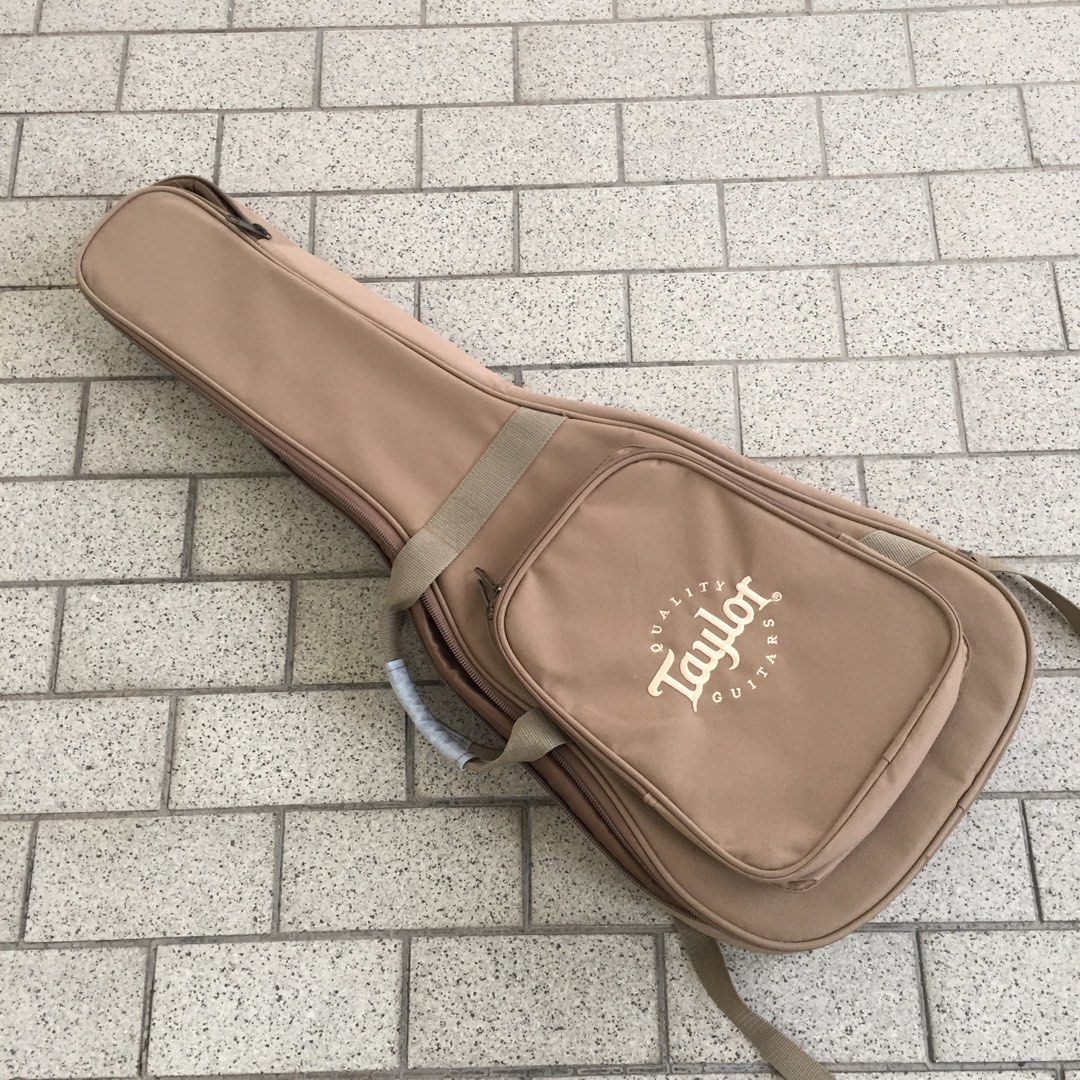 Taylor top guitar bag