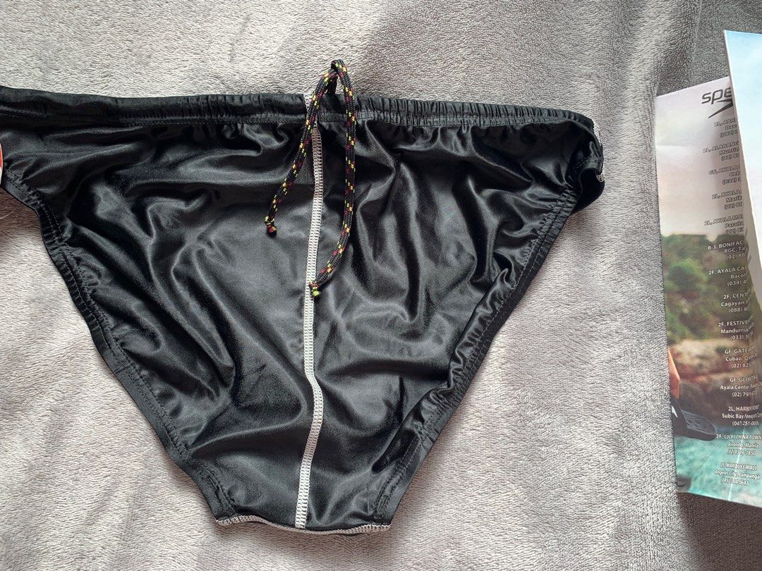 Original Speedo Swimming Trunks (Category: Swim Trunks & Board Shorts) located in Trece Martires City. Submitted by lakingking (Listing ID 1210436506, Image 2). Description: Used once .