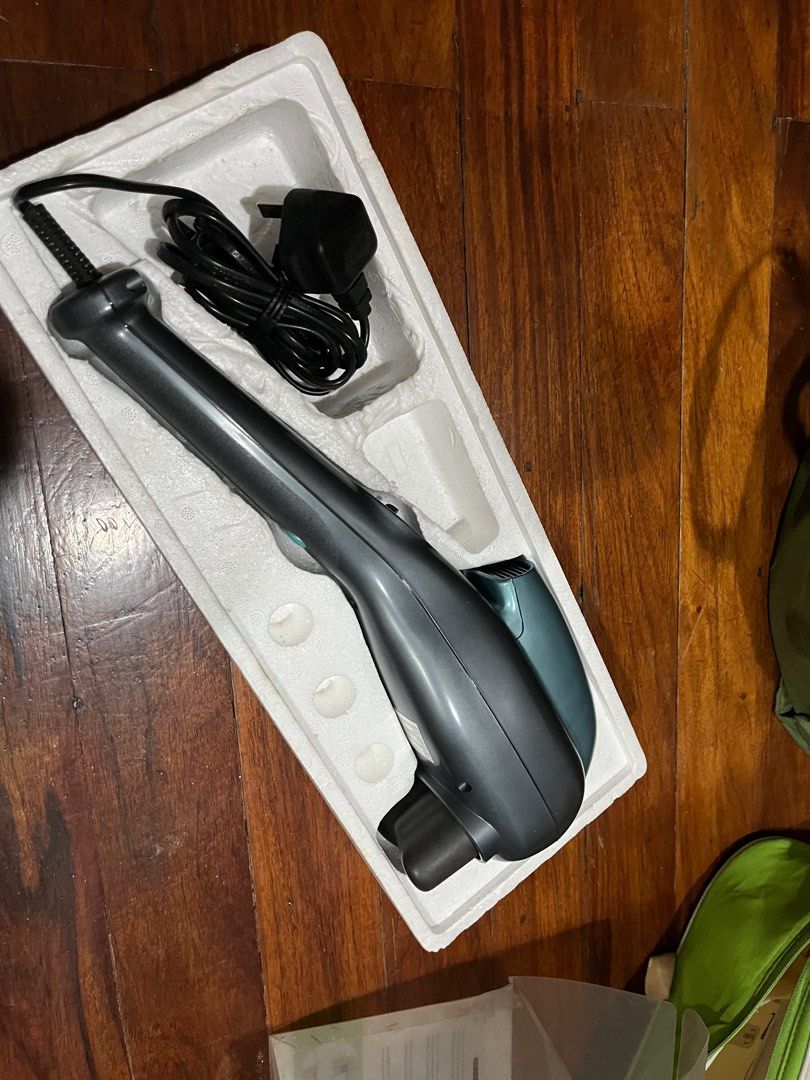 Osim warm air turbo massager (Category: Massage Devices) located in San Juan City. Submitted by aimeeklt (Listing ID 1210562309, Image 2). Description: Brand Osim Warm air turbo.