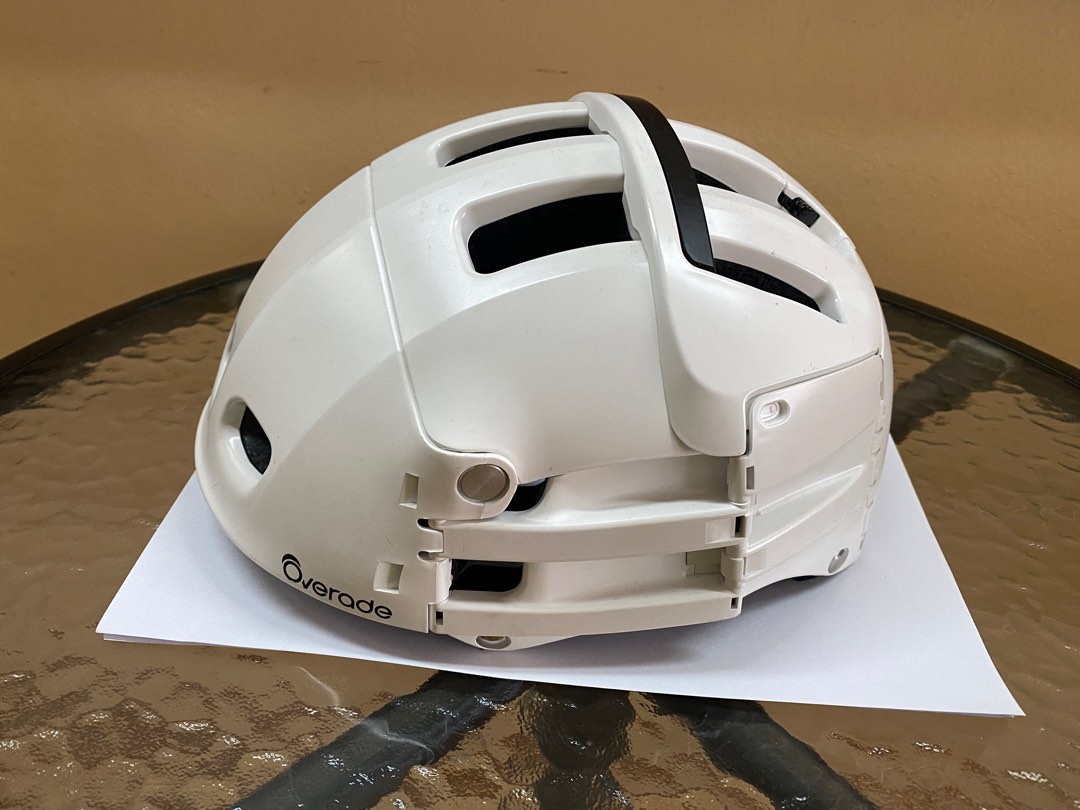 Overade Folding Bicycle Helmet, Sports Equipment, Bicycles & Parts
