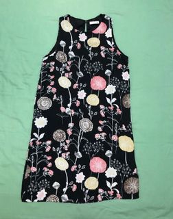 (Category: ) located in . Submitted by shopthatwardrobexx (Listing ID 1210589649, Image 1). Description: .