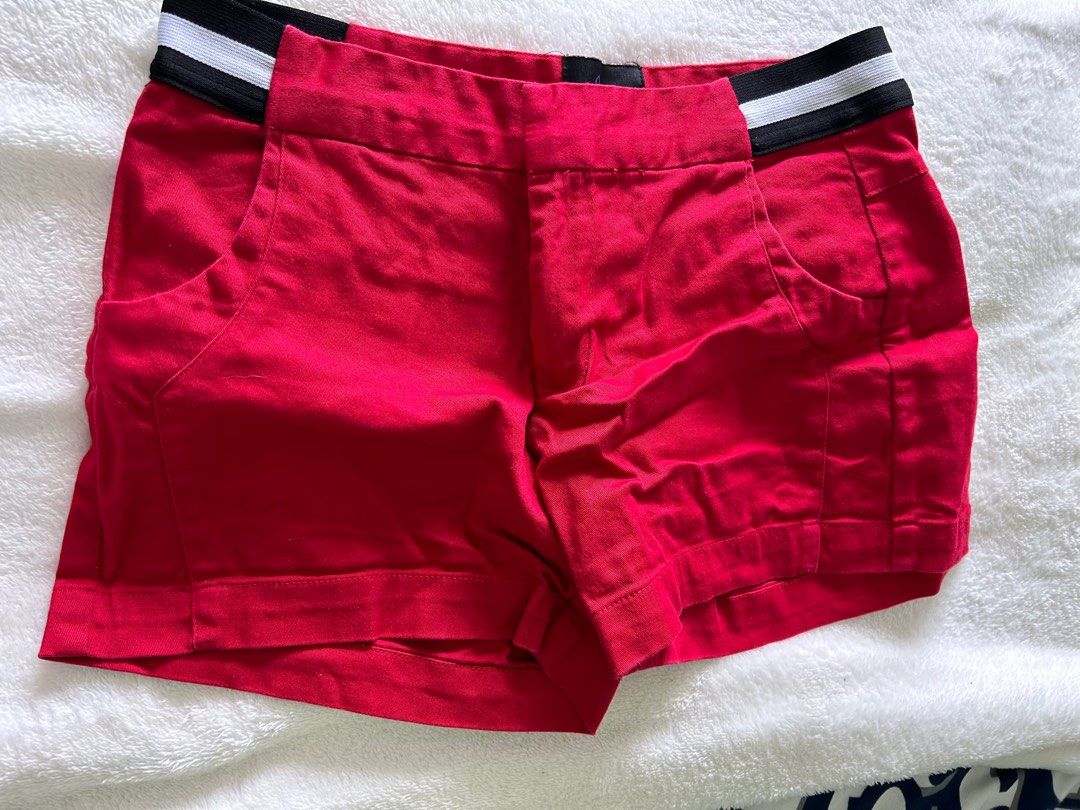 Plain&prints, Women's Fashion, Bottoms, Shorts on Carousell