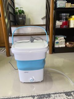 Portable Mini Washing Machine foldable (no haggling)