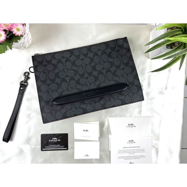 Pouch coach sale pria