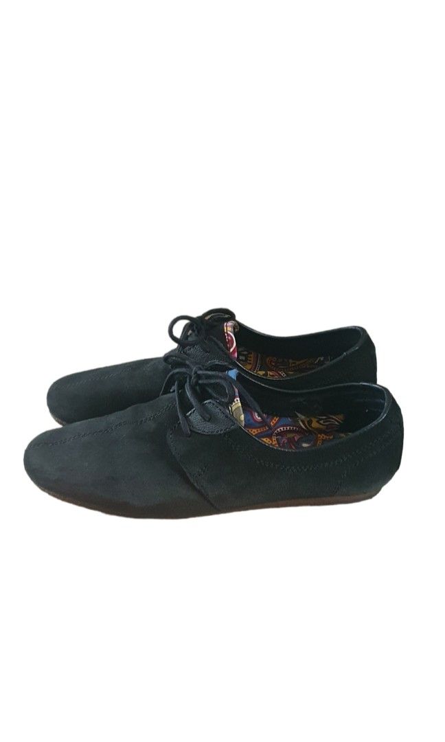 Pretty green flat seam shoes sales