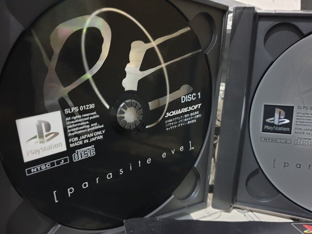 PS1 Parasite Eve 1 Japanese Import Square Sony Playstation 1 PE