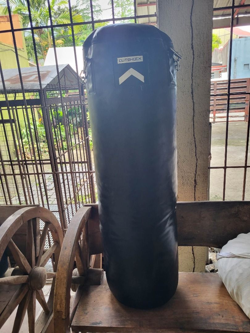 PUNCHING BAG WITH FREE BATTLE ROPES, Furniture & Home Living, Outdoor ...