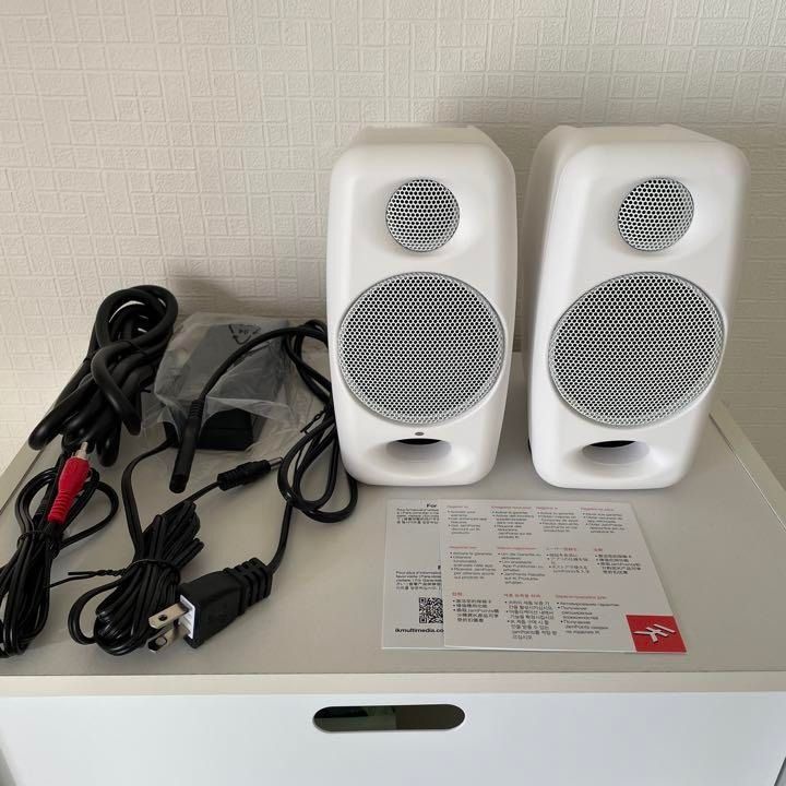 (RARE) IK Multimedia iLoud Micro Monitor Ultralight HiFi Studio