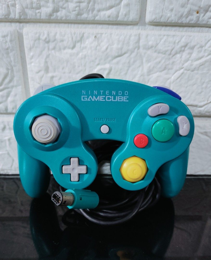 Rare Nintendo Gamecube Controllers (Authentic), Video Gaming, Gaming