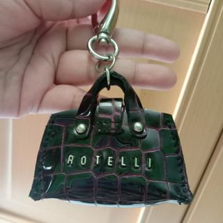 Rotelli Gantungan Tas Keychain