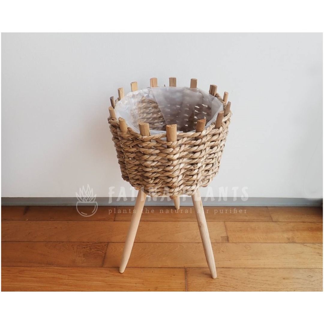 Seagrass Basket Plant Stand with Removable Legs 'F', Furniture & Home