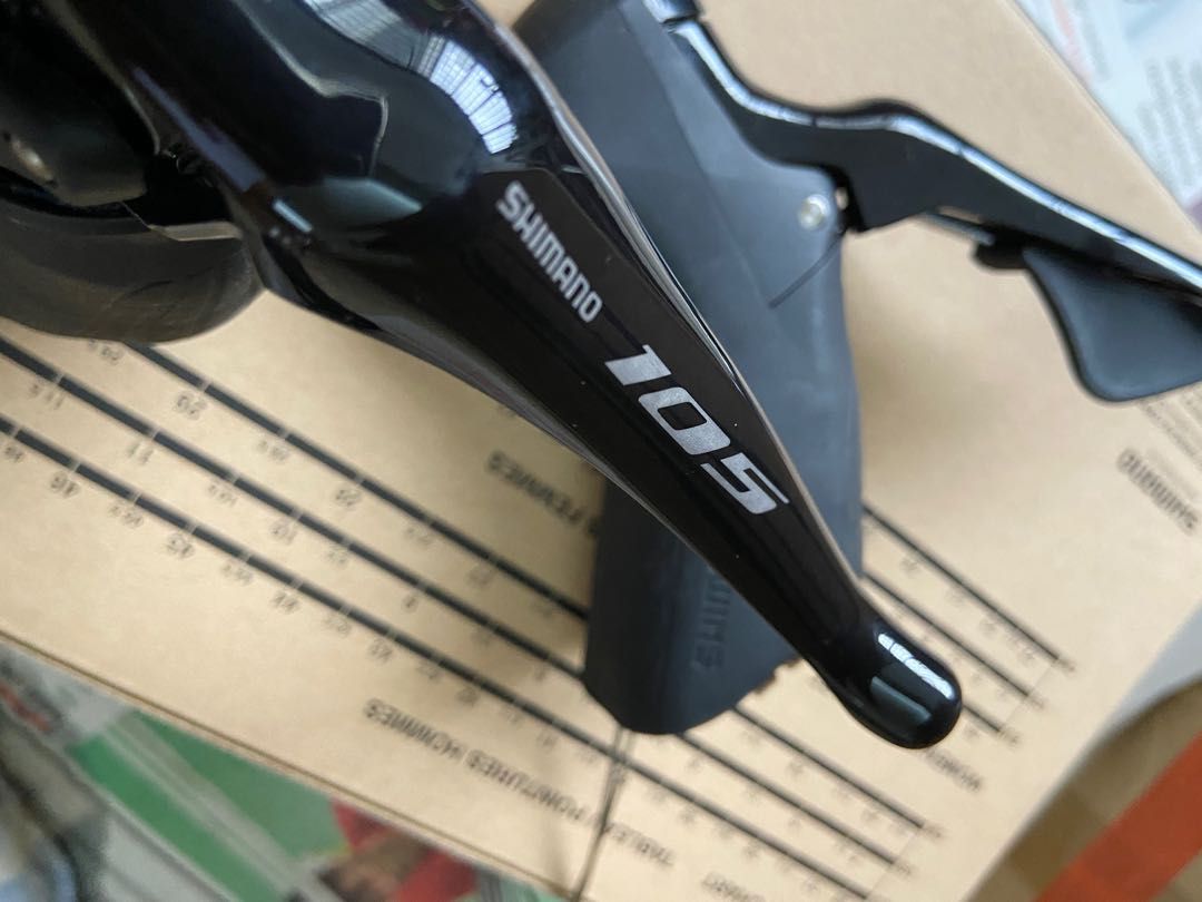 Shimano 105 R7000 Rim Brake Shifters, Sports Equipment, Bicycles ...