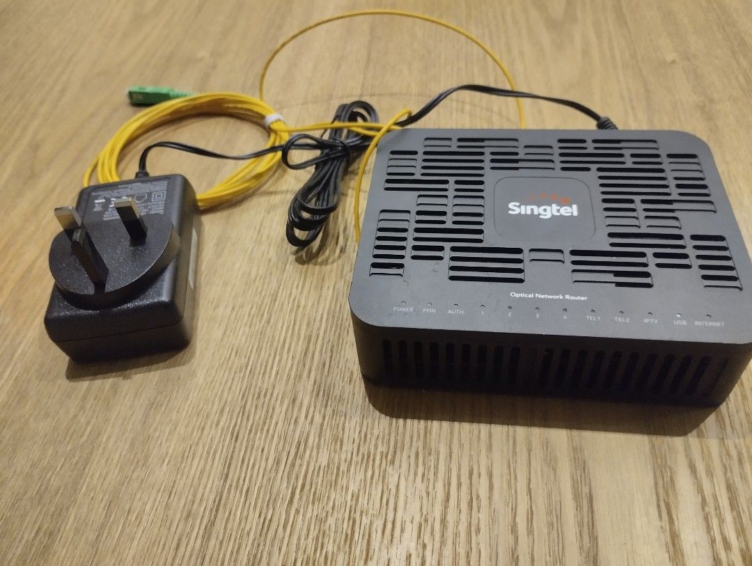 Singtel ONR Optical Network Router, Announcements on Carousell