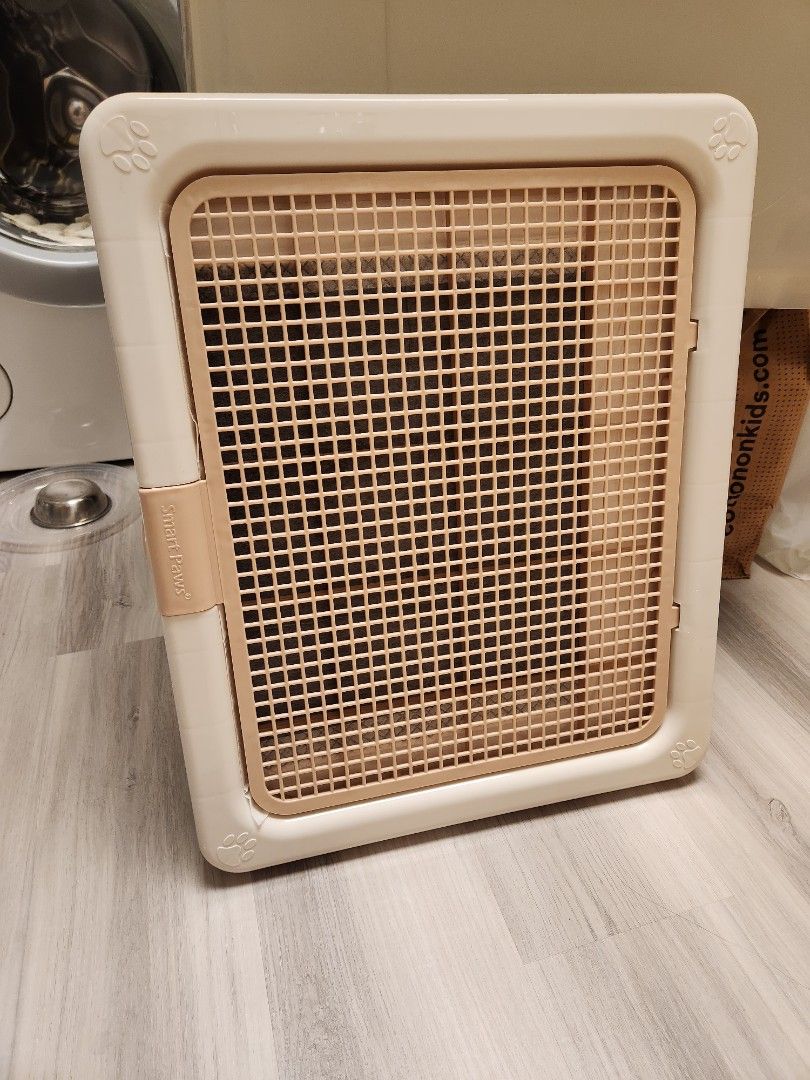 Smart Paws dog pee tray, Pet Supplies, Homes & Other Pet Accessories on