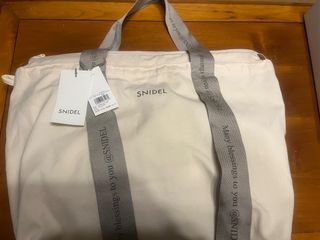 （分類：）位於 。 由 jadeshy 提交（商品編號 1210576278，圖片 1）。簡介： 。