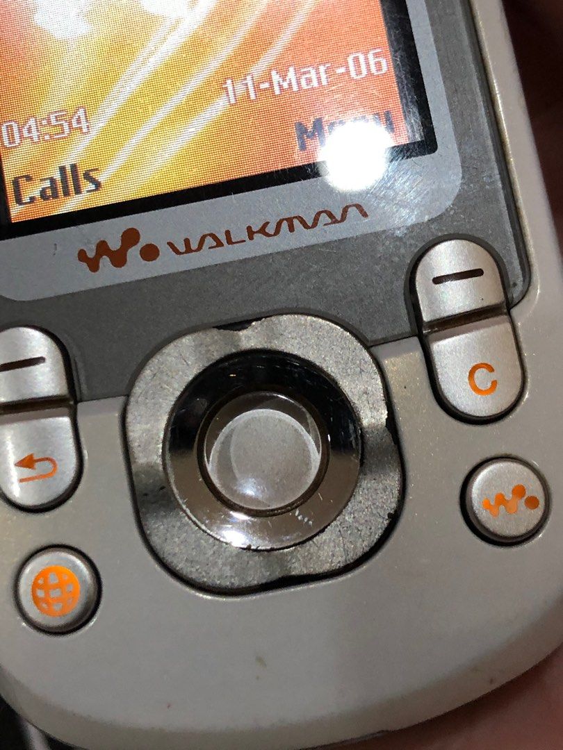 Sony Ericsson W550i White (No.5), Mobile Phones & Gadgets, Mobile