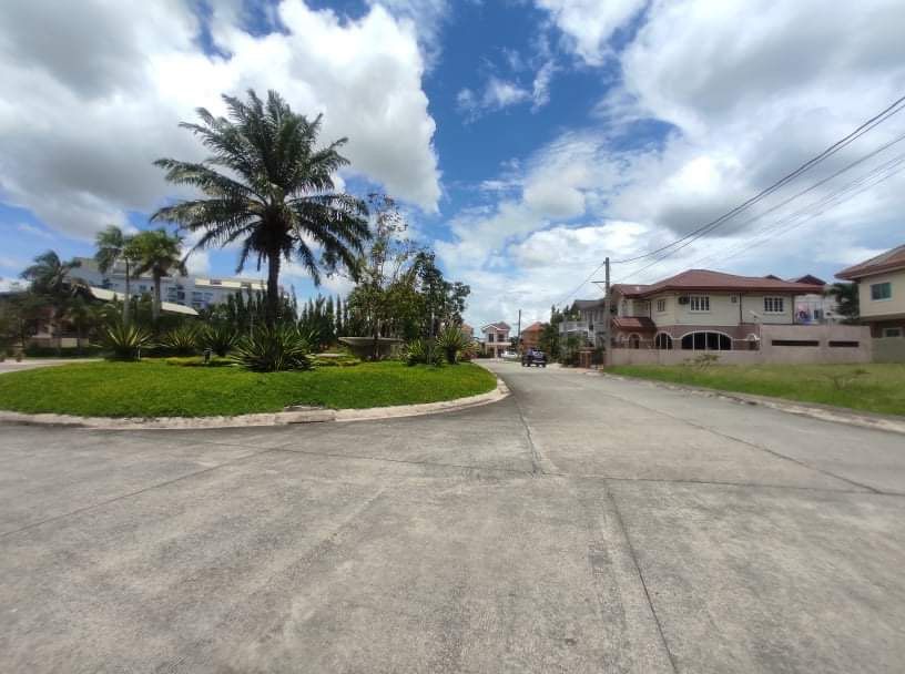 South Forbes Villas Lot Silang Cavite, Property, For Sale, Lot on Carousell