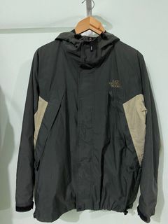 (Category: ) located in . Submitted by thrift.bundle56 (Listing ID 1210476248, Image 1). Description: .
