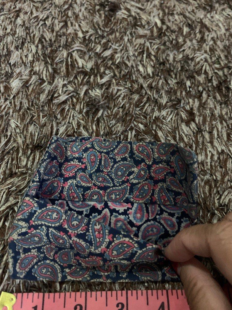 tissue holder (Category: Other Accessories) located in Silang. Submitted by sari2bilina (Listing ID 1210457424, Image 3). Description: .
