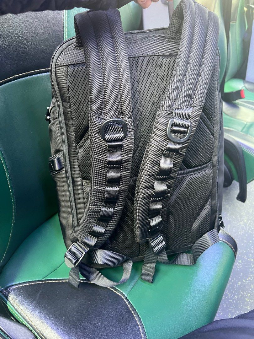 Tumi Alpha Bravo Search Backpack (NEW), 男裝, 袋, 背包- Carousell