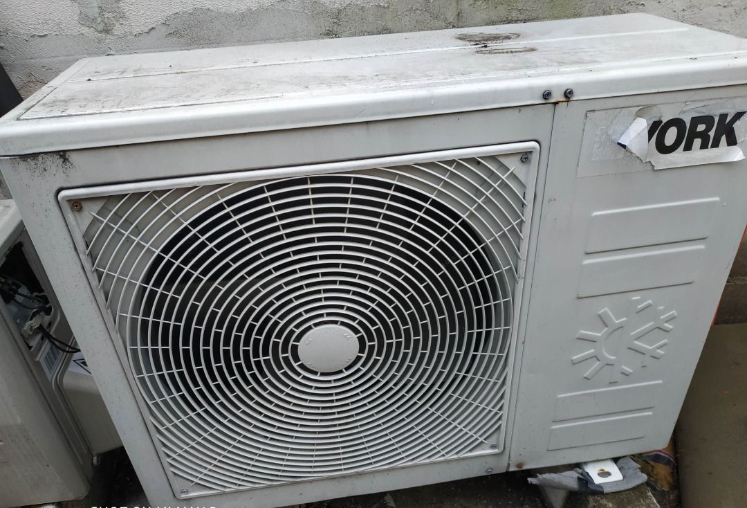 Used 2 HP York Aircond, TV & Home Appliances, Air Conditioners & Heating on Carousell
