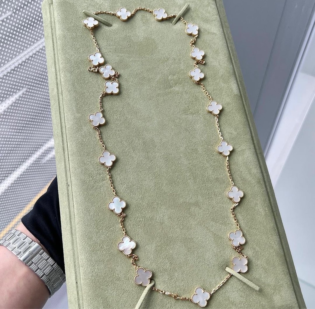 VCA Vintage Alhambra Long Necklace 20 Motifs Yellow Gold Mother of
