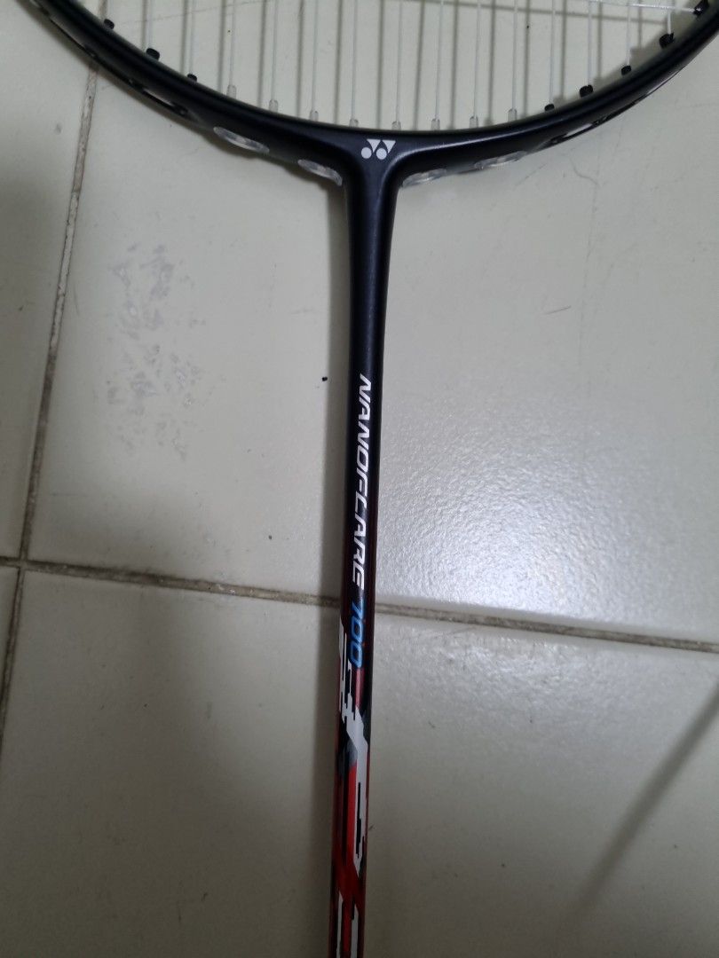 Nanoflare 700, Sports Equipment, Sports & Games, Racket & Ball Sports ...